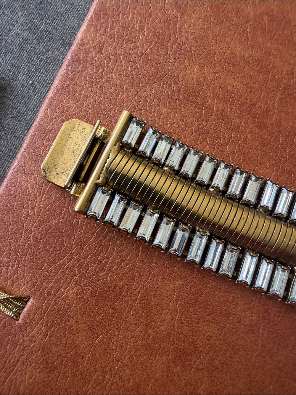 Dylanlex Gilded Jet Bracelet - Picture 5 of 7